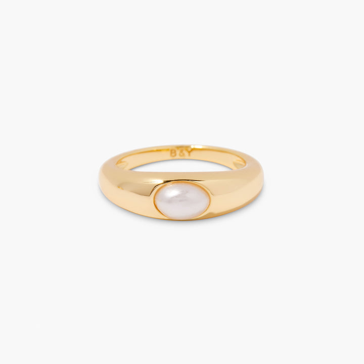 Kara Pearl Signet Ring