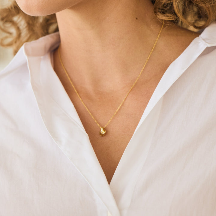 Sutton Knot Necklace
