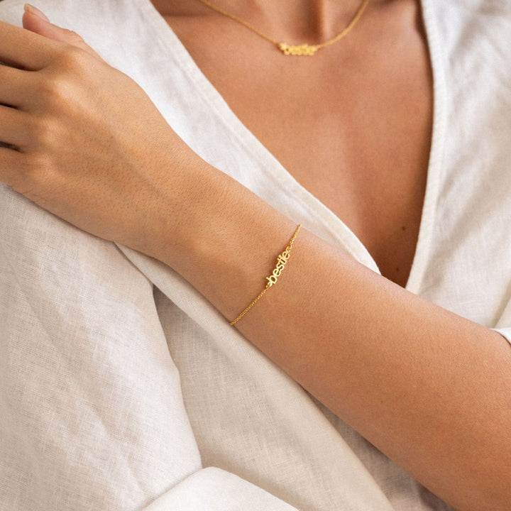 Bestie Nameplate Bracelet