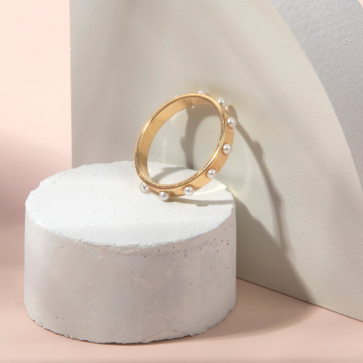 Holly Pearl Ring