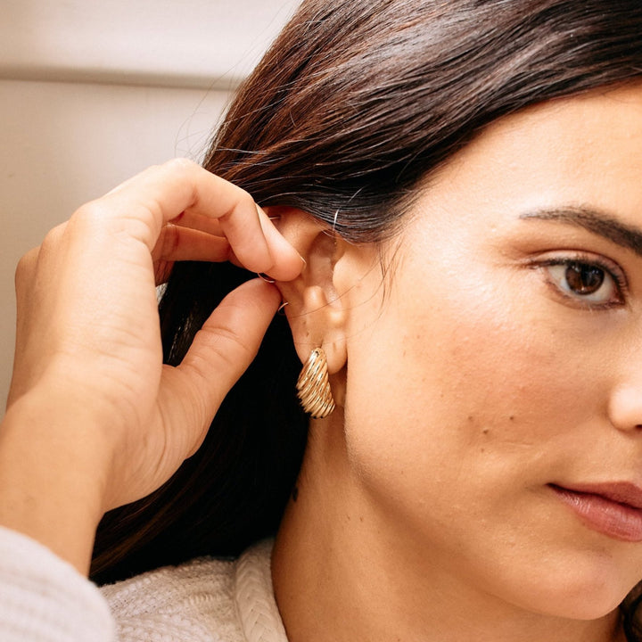 Farrah Ribbed Earrings