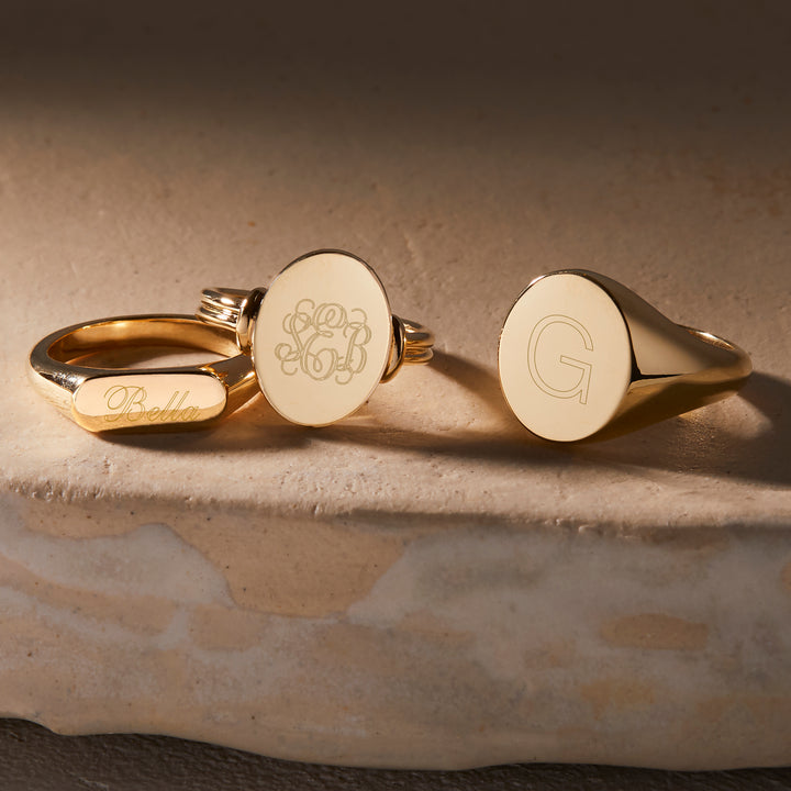 Claire Signet Ring