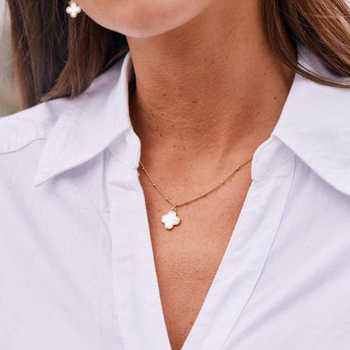 Chatham Clover Pearl Pendant