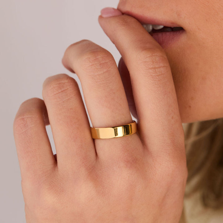 Aria Fine Ring