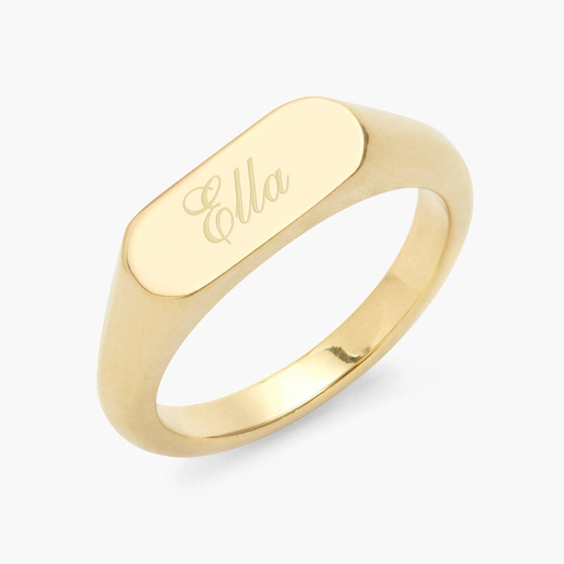 Evie Signet Ring